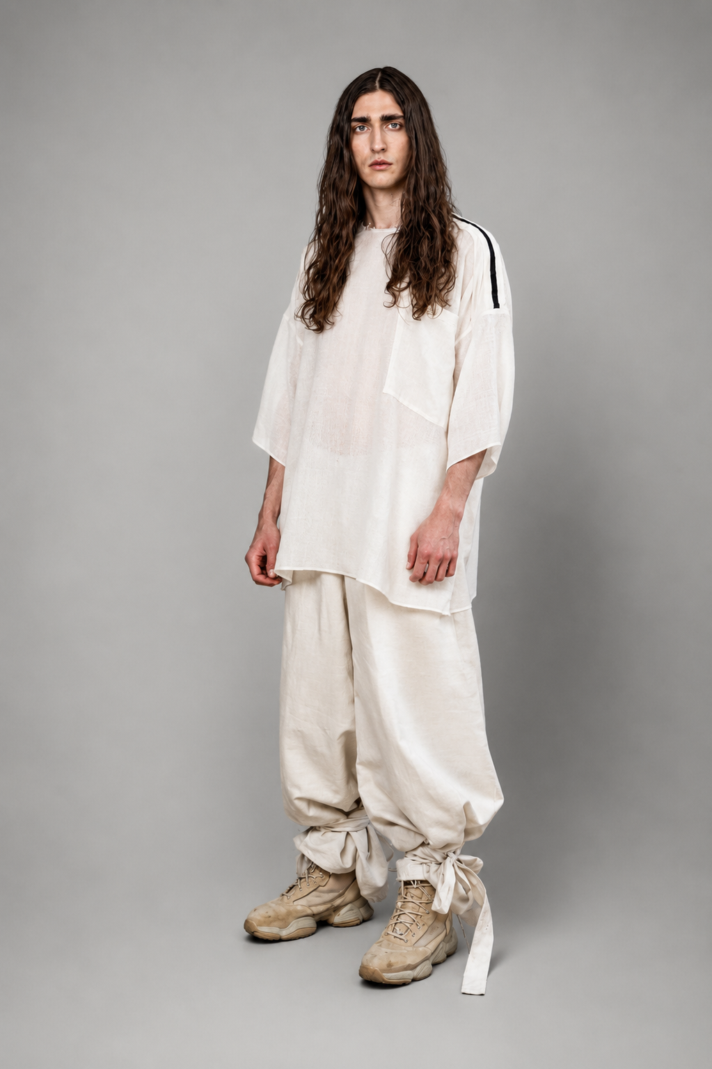 001 / Essential oversized tee