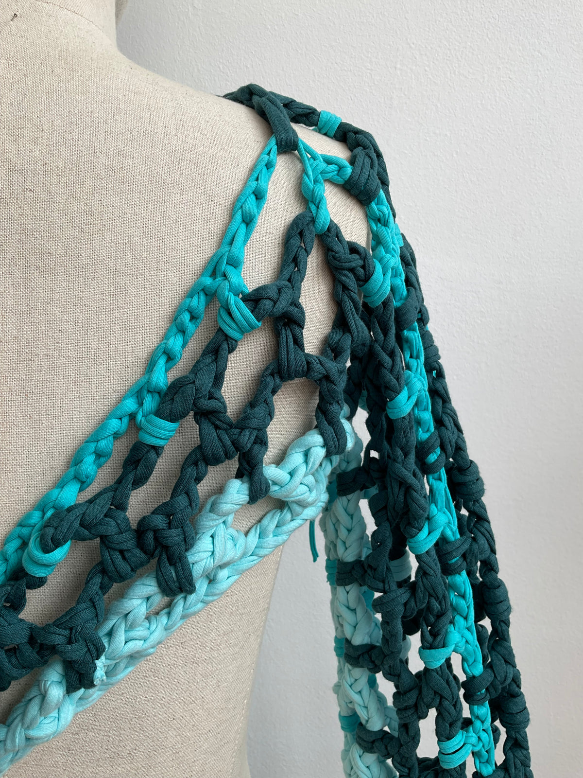 006/ Chispa Handcrafted Crochet Shoulder Piece 2