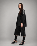 002/ Black Essential Oversized Tee