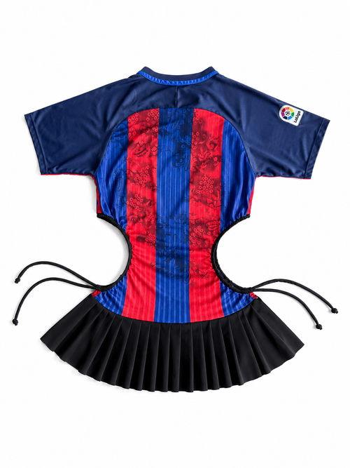 002/2026 / 404:UPCYCLED FOOTBALL TOP